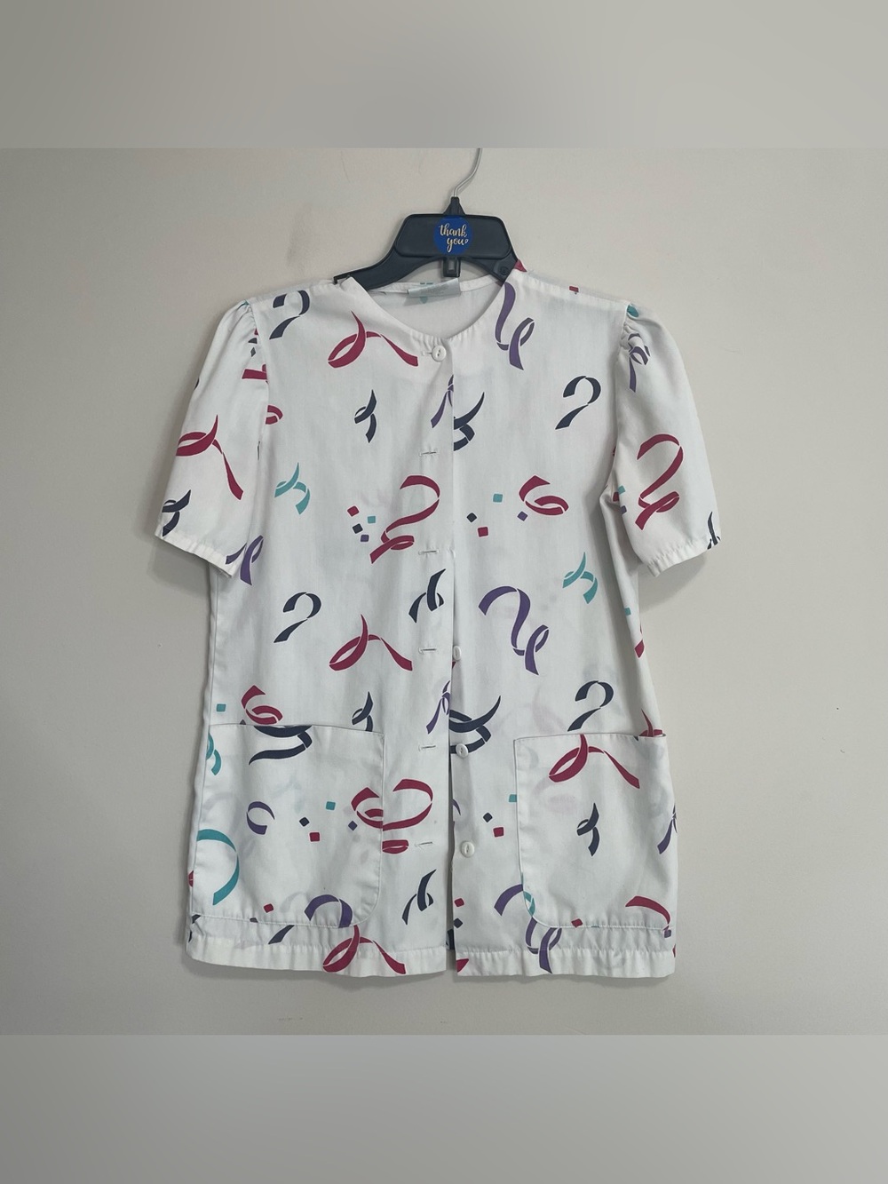 White Swan ~ Working Scrubs ~Button Front Short Sleeve Jacket w/Colorful‎ Swirls